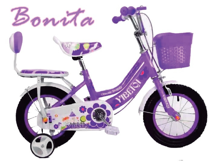 Estilo de vida de bicicletas. elegantes bicicletas con estilo lila con cesta.  la bicicleta de niña se parece a la bicicleta de mamá